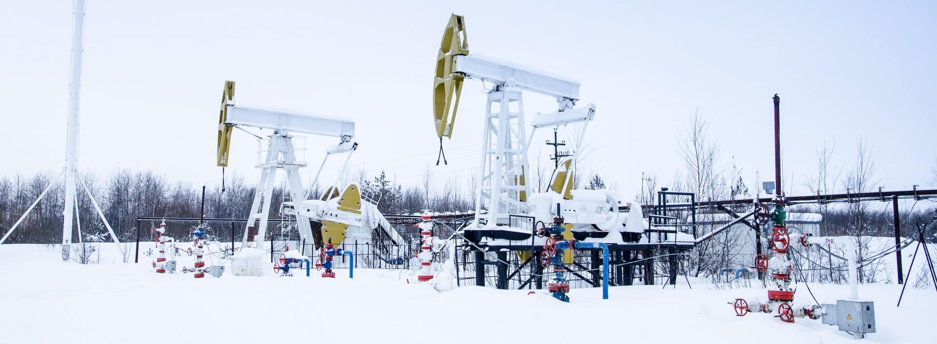 Why Do Oil Rigs Winterize? 6 Real Dangers for Rig Workers